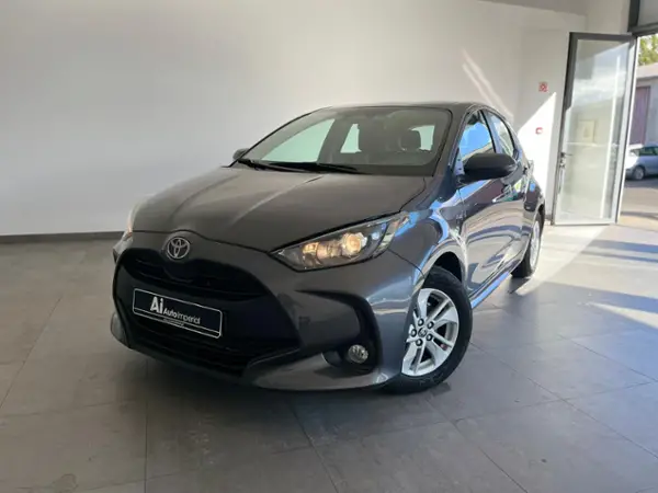 YARIS YARIS